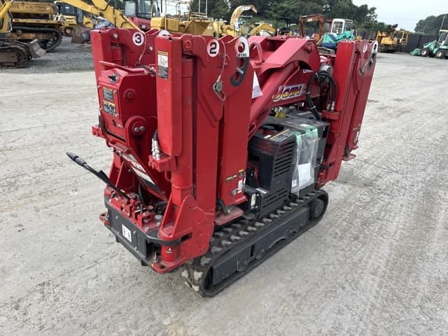 MINI CRAWLER CRANE — Auction (lot 8459-327)