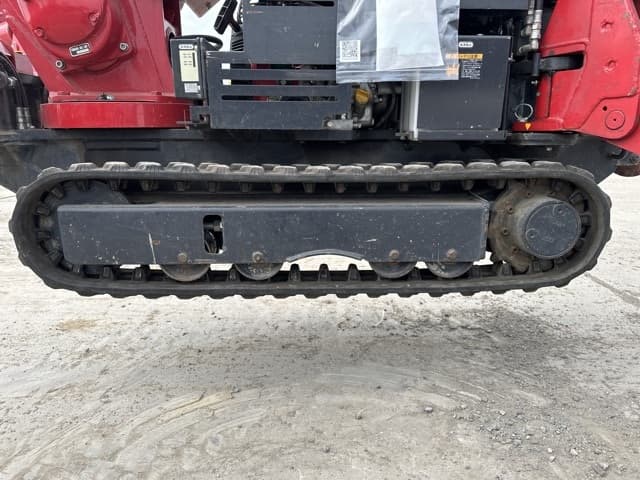 MINI CRAWLER CRANE — Auction (lot 8459-327)