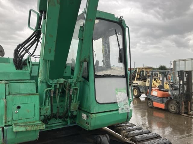 EXCAVATOR — Auction (lot 8459-329)