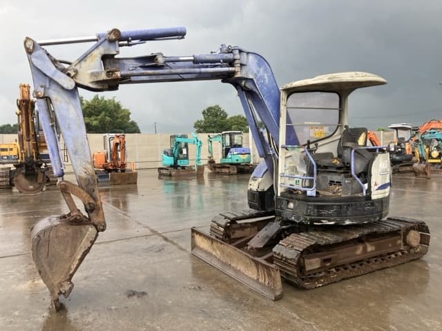 MINI EXCAVATOR — Auction (lot 8459-330)
