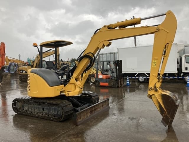 MINI EXCAVATOR — Auction (lot 8459-331)