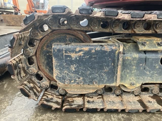 MINI EXCAVATOR — Auction (lot 8459-333)