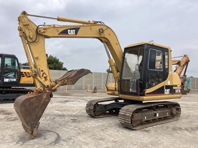 EXCAVATOR — Auction (lot 8459-335)