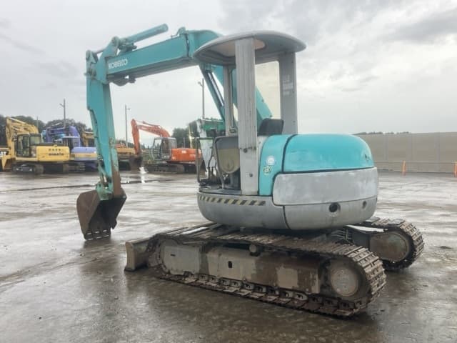 MINI EXCAVATOR — Auction (lot 8459-336)