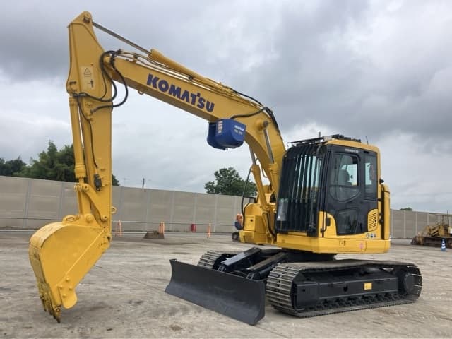 EXCAVATOR — Auction (lot 8459-337)