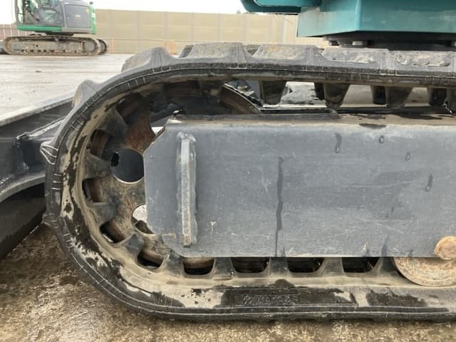 MINI EXCAVATOR — Auction (lot 8459-338)