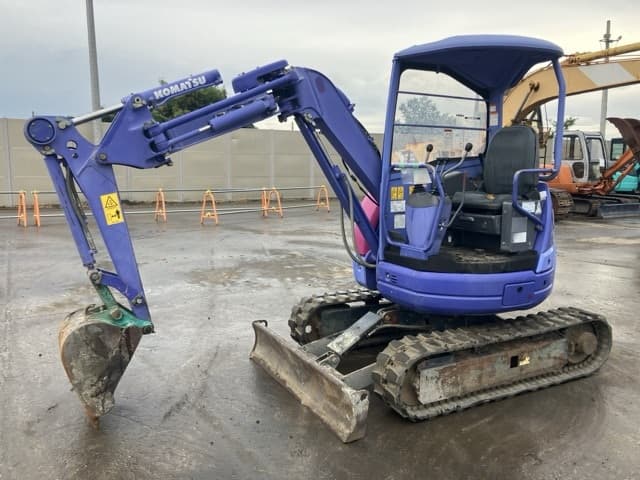 MINI EXCAVATOR — Auction (lot 8459-339)