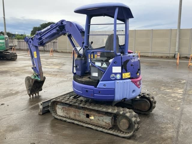 MINI EXCAVATOR — Auction (lot 8459-339)