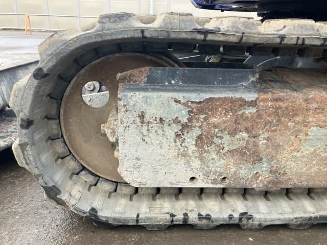 MINI EXCAVATOR — Auction (lot 8459-339)