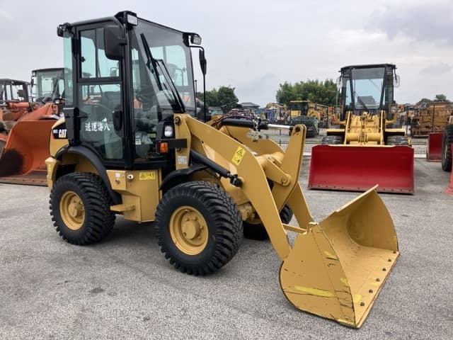 MINI WHEEL LOADER — Auction (lot 8459-340)