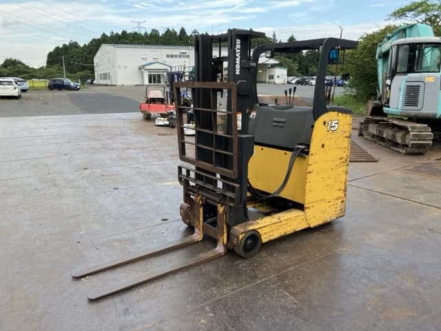 Reach Forklift — Auction (lot 8459-34001)