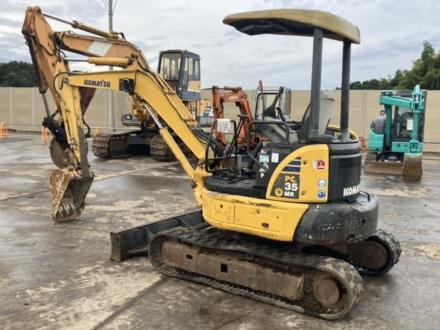 MINI EXCAVATOR — Auction (lot 8459-341)