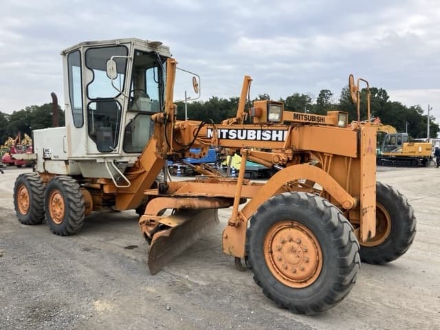 Grader — Auction (lot 8459-352)