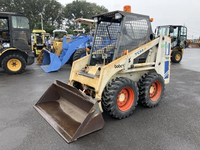 SKID STEER LOADER — Auction (lot 8459-353)