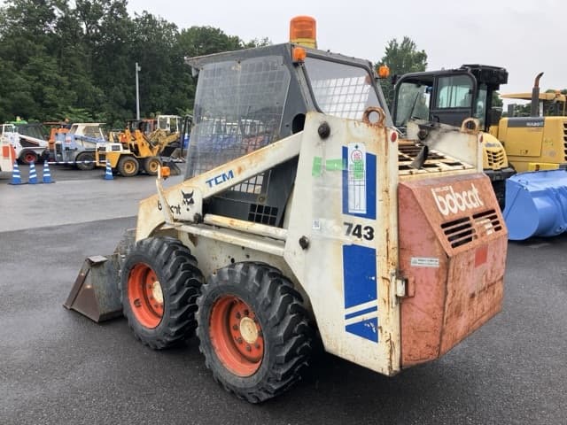 SKID STEER LOADER — Auction (lot 8459-353)