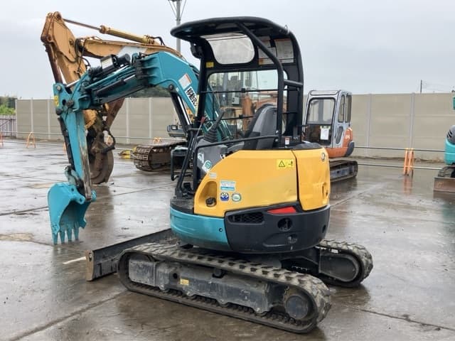 MINI EXCAVATOR — Auction (lot 8459-359)