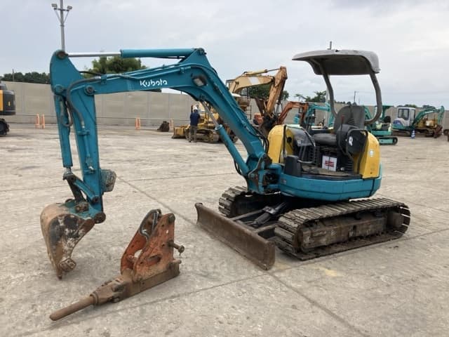 MINI EXCAVATOR — Auction (lot 8459-365)