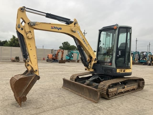 MINI EXCAVATOR — Auction (lot 8459-37)