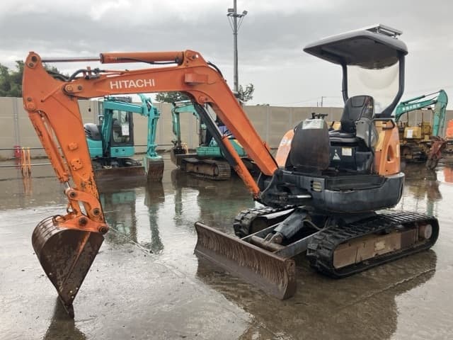 MINI EXCAVATOR — Auction (lot 8459-372)