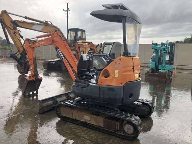 MINI EXCAVATOR — Auction (lot 8459-372)