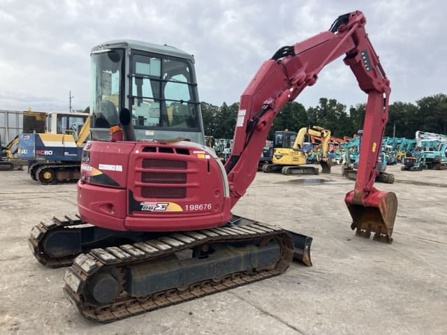 MINI EXCAVATOR — Auction (lot 8459-375)