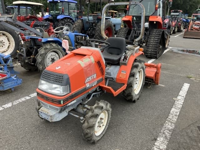 Tractor — Auction (lot 8459-3805)