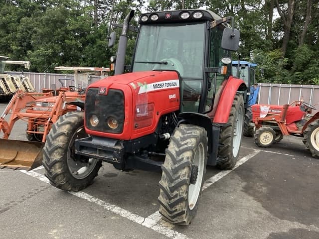 Tractor — Auction (lot 8459-3807)