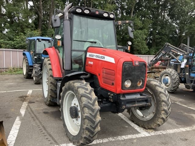 Tractor — Auction (lot 8459-3807)