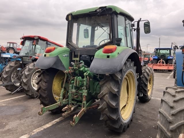 Tractor — Auction (lot 8459-3810)