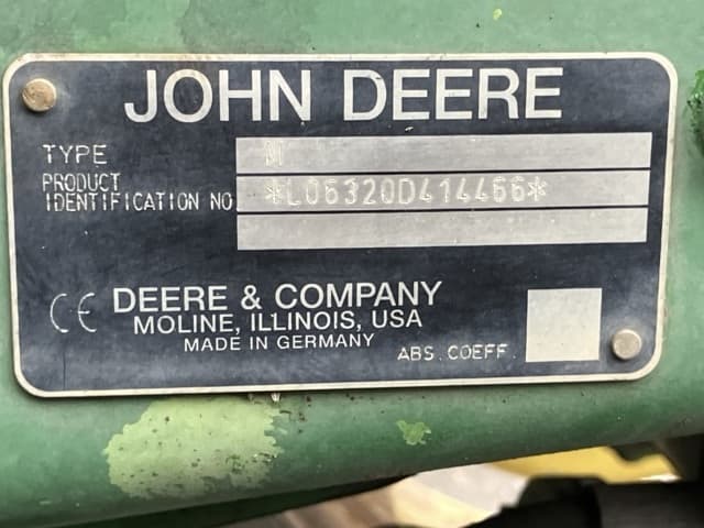 Tractor — Auction (lot 8459-3810)