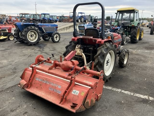 Tractor — Auction (lot 8459-3812)