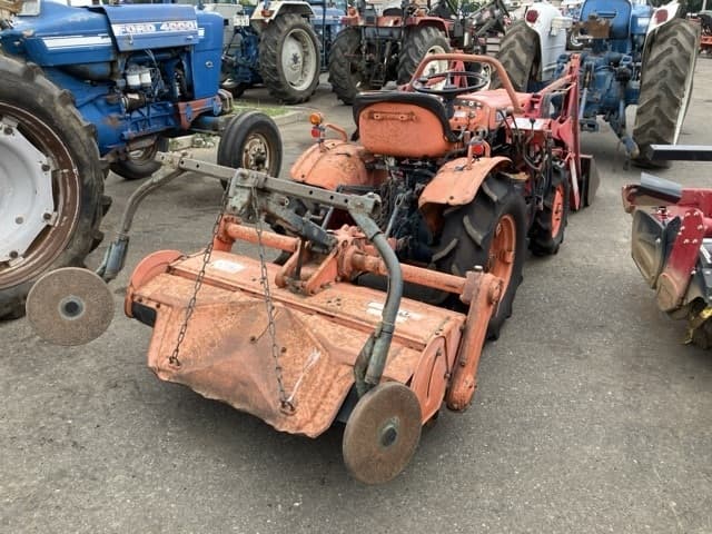 Tractor — Auction (lot 8459-3815)