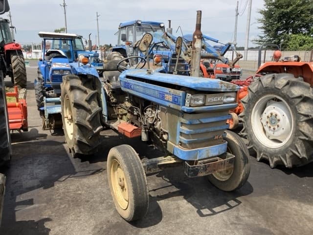 Tractor — Auction (lot 8459-3817)