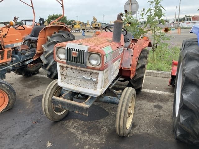 Tractor — Auction (lot 8459-3818)