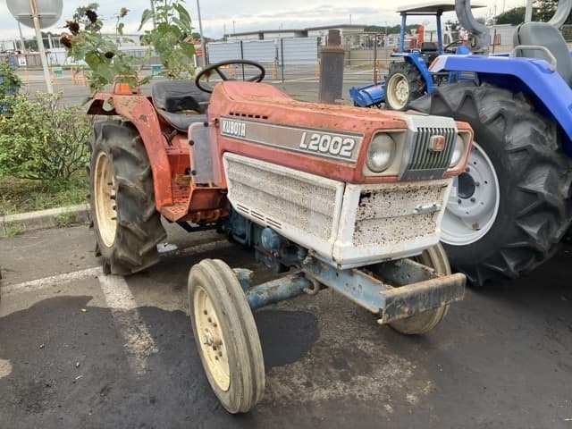 Tractor — Auction (lot 8459-3818)