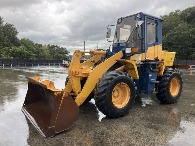 WHEEL LOADER — Auction (lot 8459-385)