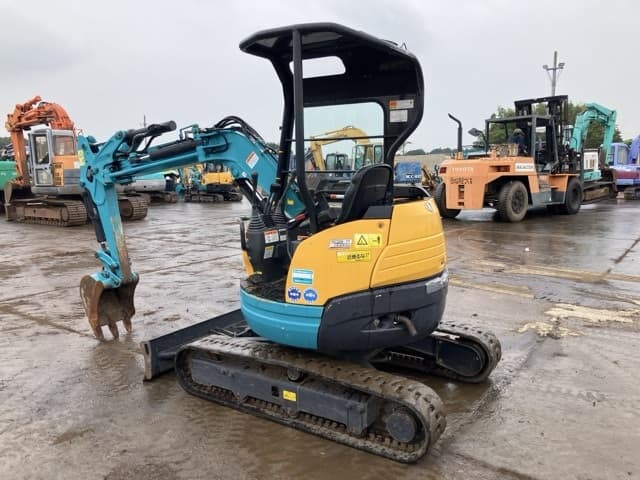 MINI EXCAVATOR — Auction (lot 8459-386)