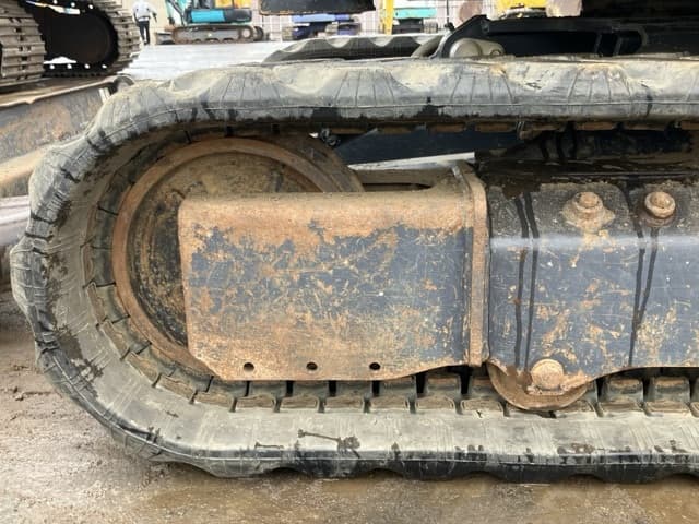 MINI EXCAVATOR — Auction (lot 8459-387)