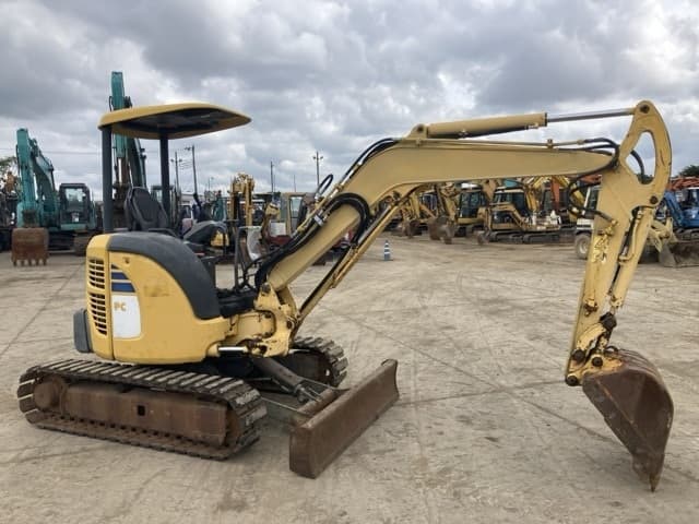 MINI EXCAVATOR — Auction (lot 8459-390)