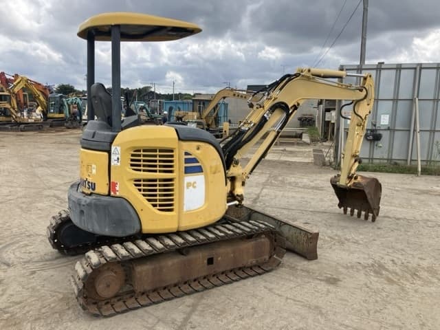 MINI EXCAVATOR — Auction (lot 8459-390)
