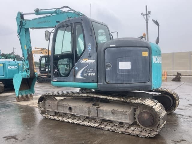 EXCAVATOR — Auction (lot 8459-392)