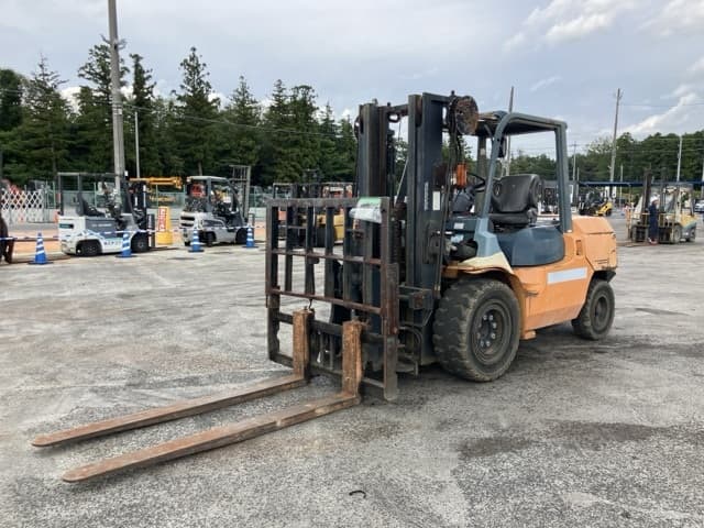 Forklift — Auction (lot 8459-4002)