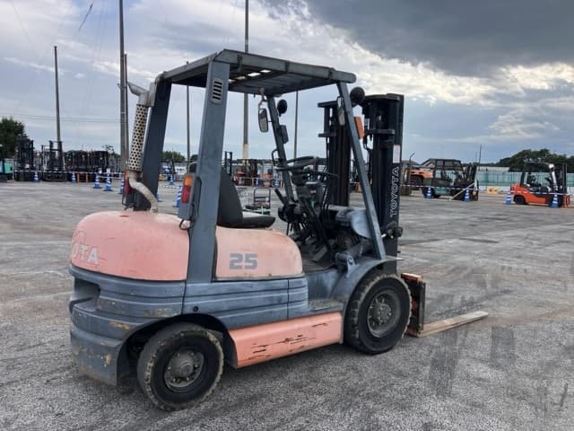 Forklift — Auction (lot 8459-4005)
