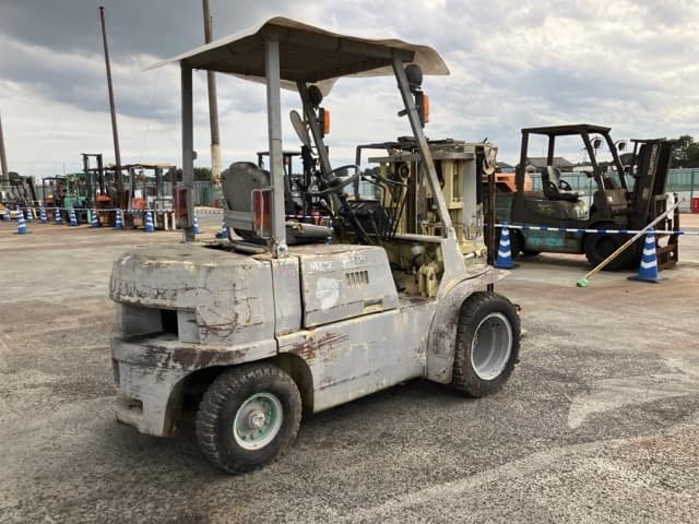Forklift — Auction (lot 8459-4008)