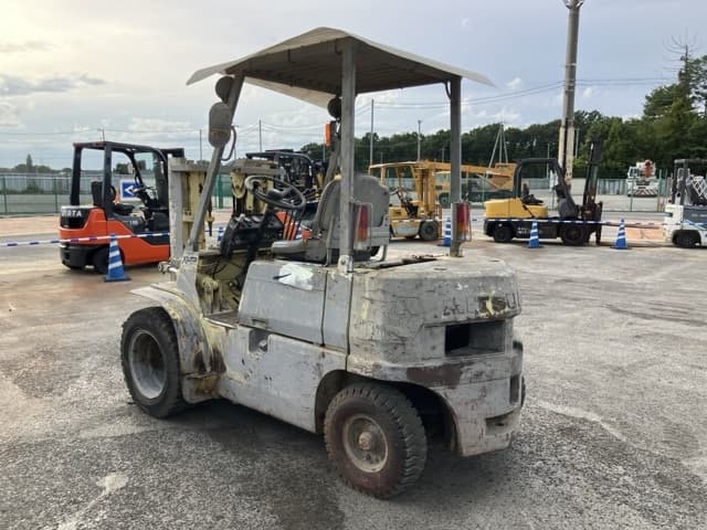 Forklift — Auction (lot 8459-4008)