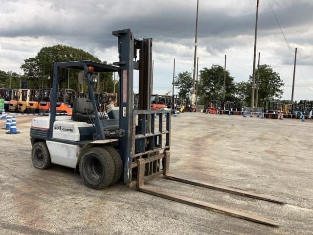 Forklift — Auction (lot 8459-4010)