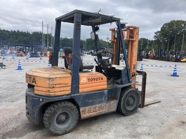 Forklift — Auction (lot 8459-4014)