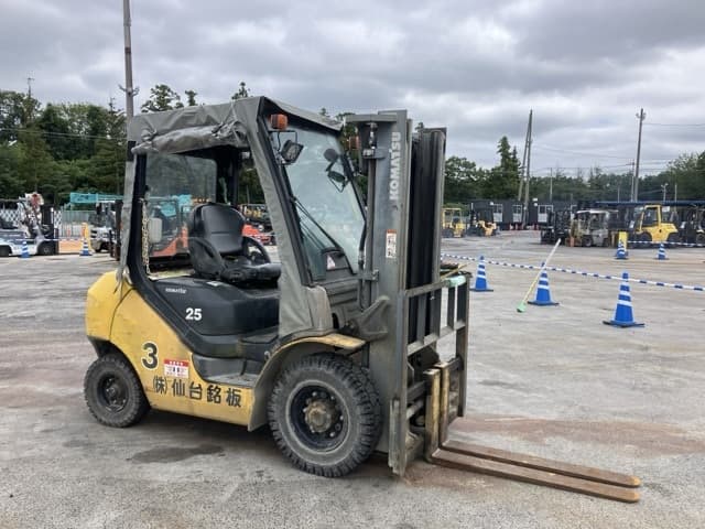 Forklift — Auction (lot 8459-4015)