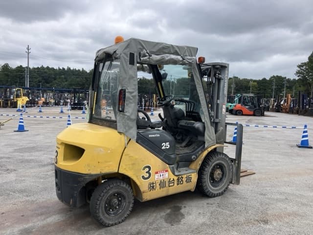 Forklift — Auction (lot 8459-4015)
