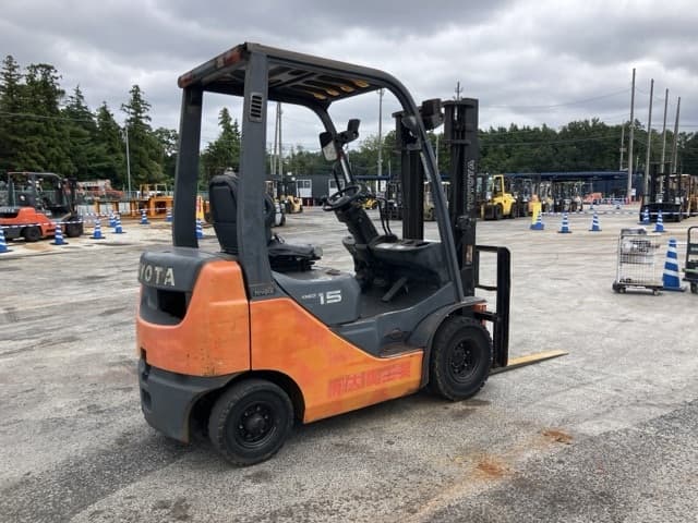 Forklift — Auction (lot 8459-4017)